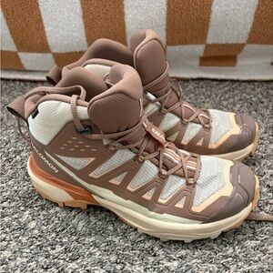 Salomon hiking boots